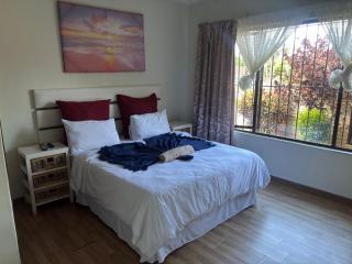 Hlalanathi Lodges - 25 North Drive Margate - 7