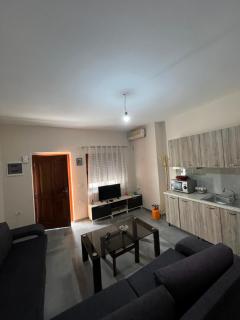 Vila Mateo - Pogradec - 1
