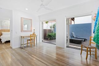 Beachside 3 Bedroom - Direct Beach Access - Gold Coast - 8