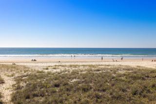 Beachside 3 Bedroom - Direct Beach Access - Gold Coast - 2