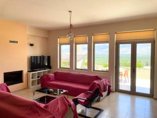 Eirini's Home Peaceful Hilltop Escape in Crete - 9