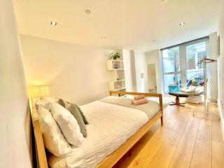 Spacious 3-bedroom flat in Holloway with unique central patio with FREE Wi-Fi - Londres - 3