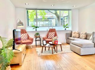 Spacious 3-bedroom flat in Holloway with unique central patio with FREE Wi-Fi - Londres - 9