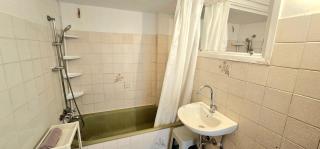Retro art and mirrors Molos - Limassol - 6