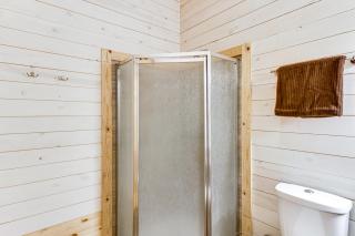 Hot Tub and Game Room Lakefront Merrifield Retreat! - 1