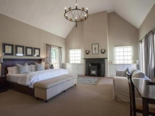 Chartwell Castle Events Venue, B&B & Restaurant - 9