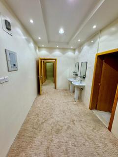 شقه للإيجار بالنماص - Al Namas - 0