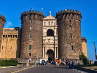 Incoming Municipio - Naples - 7