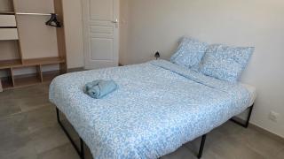 3 bedroom cottage with small courtyard - Port-Saint-Louis-du-Rhône - 1