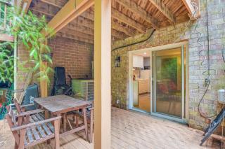 Less Than 25 Mi to Downtown Baltimore and DC Apt with Patio - Columbia - 9