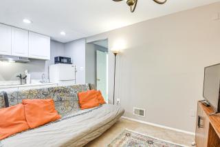 Less Than 25 Mi to Downtown Baltimore and DC Apt with Patio - Columbia - 2