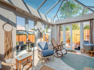 Harbord House - Colton - 8
