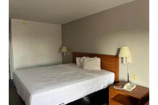 Motel 6 Laurel, MS - 1