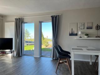 Ferienwohnung-mit-grosser-Terrasse-und-Garten-fuer-Geniesser - 7
