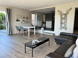 Ferienwohnung-mit-grosser-Terrasse-und-Garten-fuer-Geniesser - 6