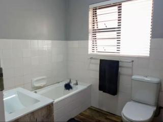 Seabreeze Retreat - Hermanus - 1