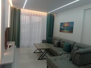 Modern 2BR Retreat with Sea-View - Saranda - 5