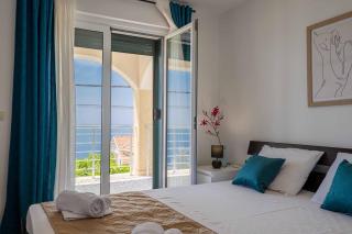 Vacation home in Budva with fantastic oceanview - Krimovice - 1