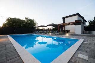 LUX VILLA DUJAM with a swimming pool near Zadar - Suhovare - 3