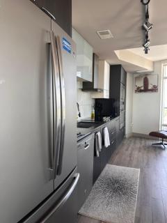 Silver Spring Penthouse 2BR with Rooftop pool and Metro Access - Silver Spring - 2