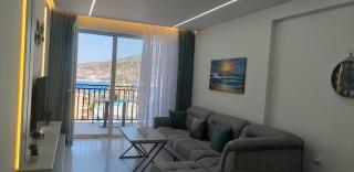 Modern 2BR Retreat with Sea-View - Saranda - 9