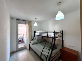 Santa Clotilde Family Apartment - 4