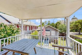 Backyard Escape - Galveston - 7