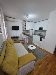 Remi - Novi Sad - 9