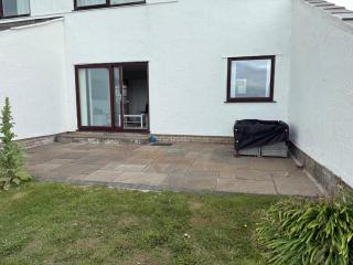 Ground Floor Beachside Apartment - Deganwy - 9