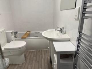 Ground Floor Beachside Apartment - Deganwy - 2