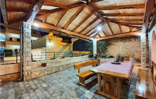 Lovely Home In Jesenice With Sauna - Jesenice - 3