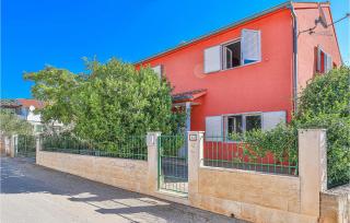 4 Bedroom Lovely Home In Vinisce - Vinišće - 1
