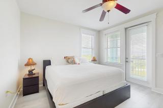 Ocean Breeze - Galveston - 3