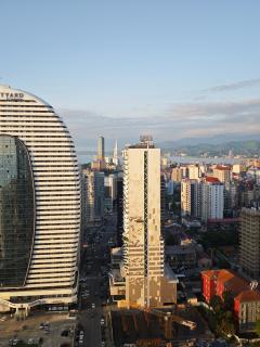 Downtown Comfort Roomy Studio in Orbi - 3