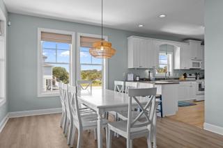 Dolphin Lookout home - Gloucester - 1