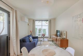 Maison Alcôme - Elegant Artist's Residence with Private Garden - 4