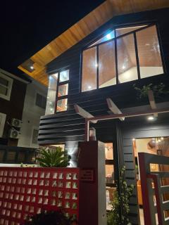 Avas Blue Tagaytay Vacation House with Pool - Kaybagal - 5