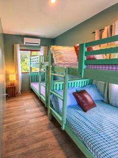 Avas Blue Tagaytay Vacation House with Pool - Kaybagal - 1