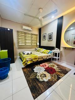 D Erin Homestay - 1