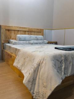 Home - 4 Bedrooms - - 1