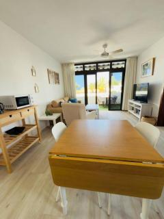 Amazing 2 bedrooms by the sea, Costa Adeje - - 2