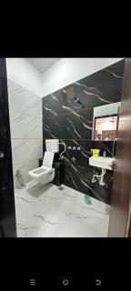 Hotel Krishna Raj - Ujjain - 5