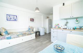 Stunning Apartment In Mlini With Wifi - 6