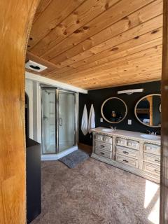 Rivers Edge Retreat - A true Alaskan experience! Secluded location on the river providing a private peaceful getaway, minutes from town - Wasilla - 6