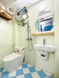 Heart of Hoan Kiem-RARE 5BR Private house unique design travel hub 13pax - Hanoi - 2