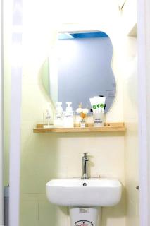 Heart of Hoan Kiem-RARE 5BR Private house unique design travel hub 13pax - Hanoi - 3