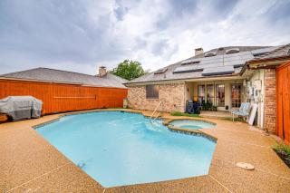 Pet-Friendly Home with Pool - 8 Mi to Central Plano! - Allen - 0