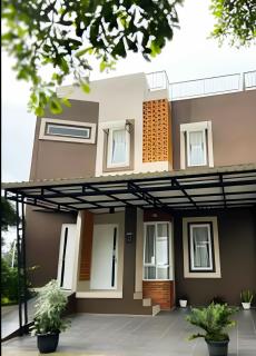 Villa Cijeruk i1 - View Gunung Salak - Cihideung - 0