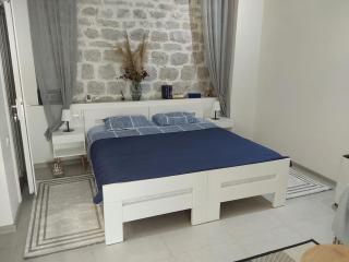 Apartment Marci - Donji Morinj - 4