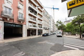Charming Bright Apt in Anjos - 8